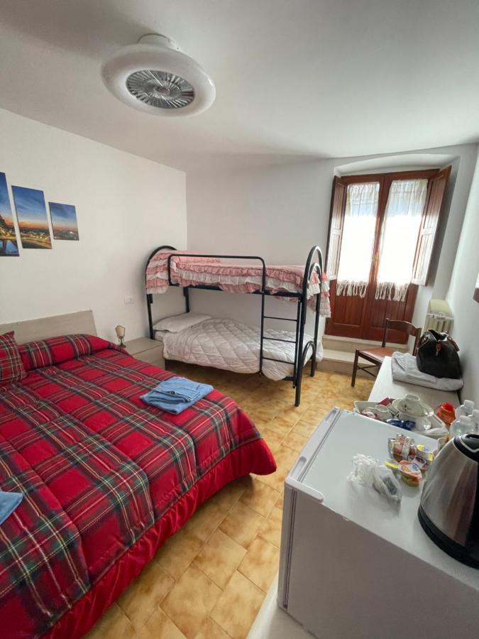 B&B Lorenzo Il Magnifico Celano Exteriör bild